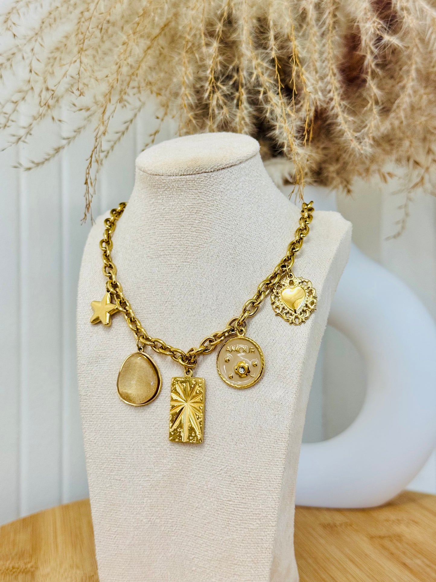 Collier breloques amour