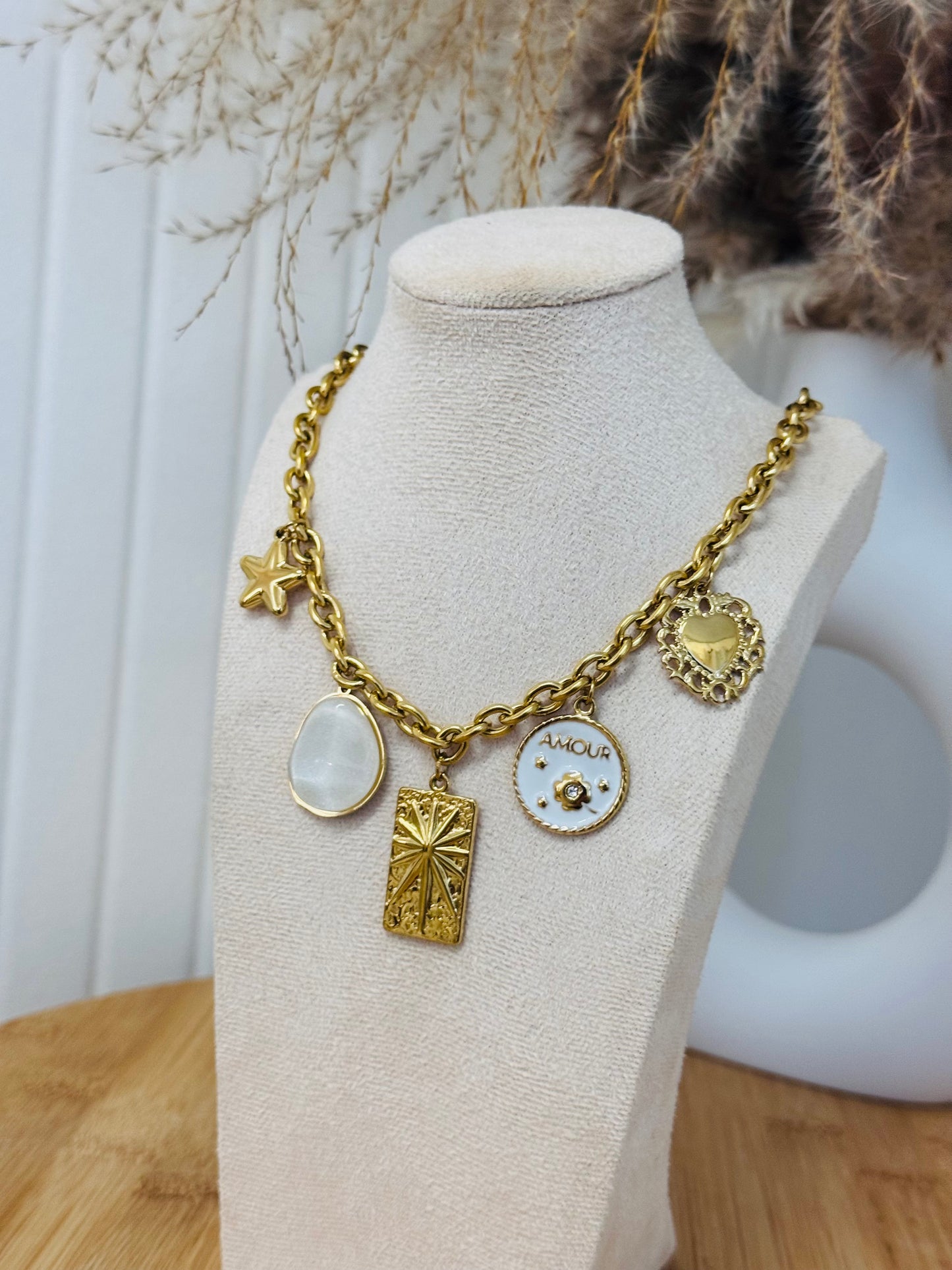 Collier breloques amour