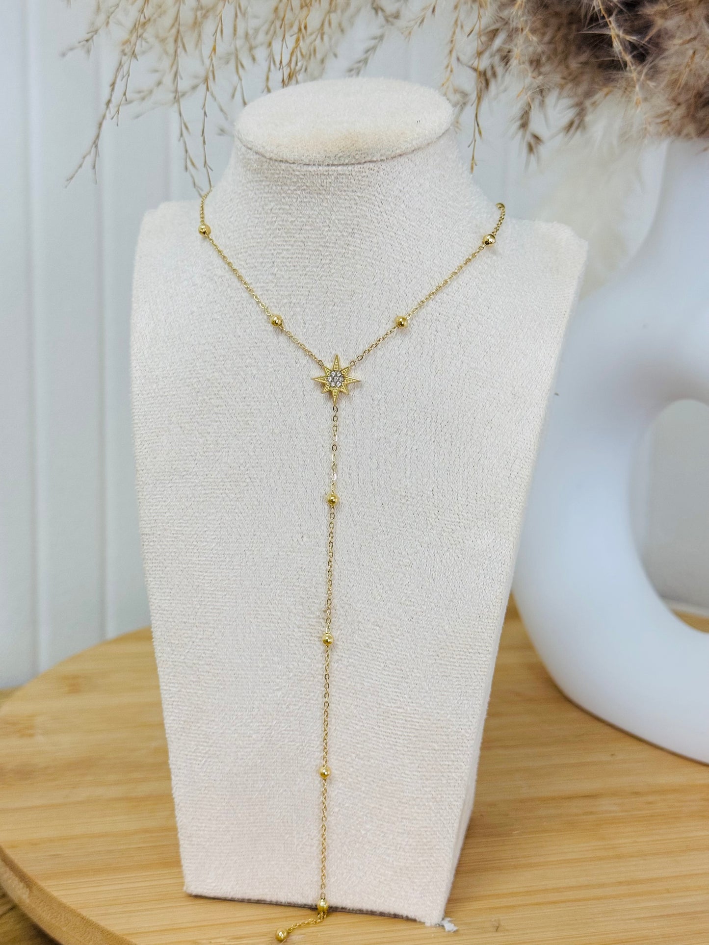 Collier plongeant étoile