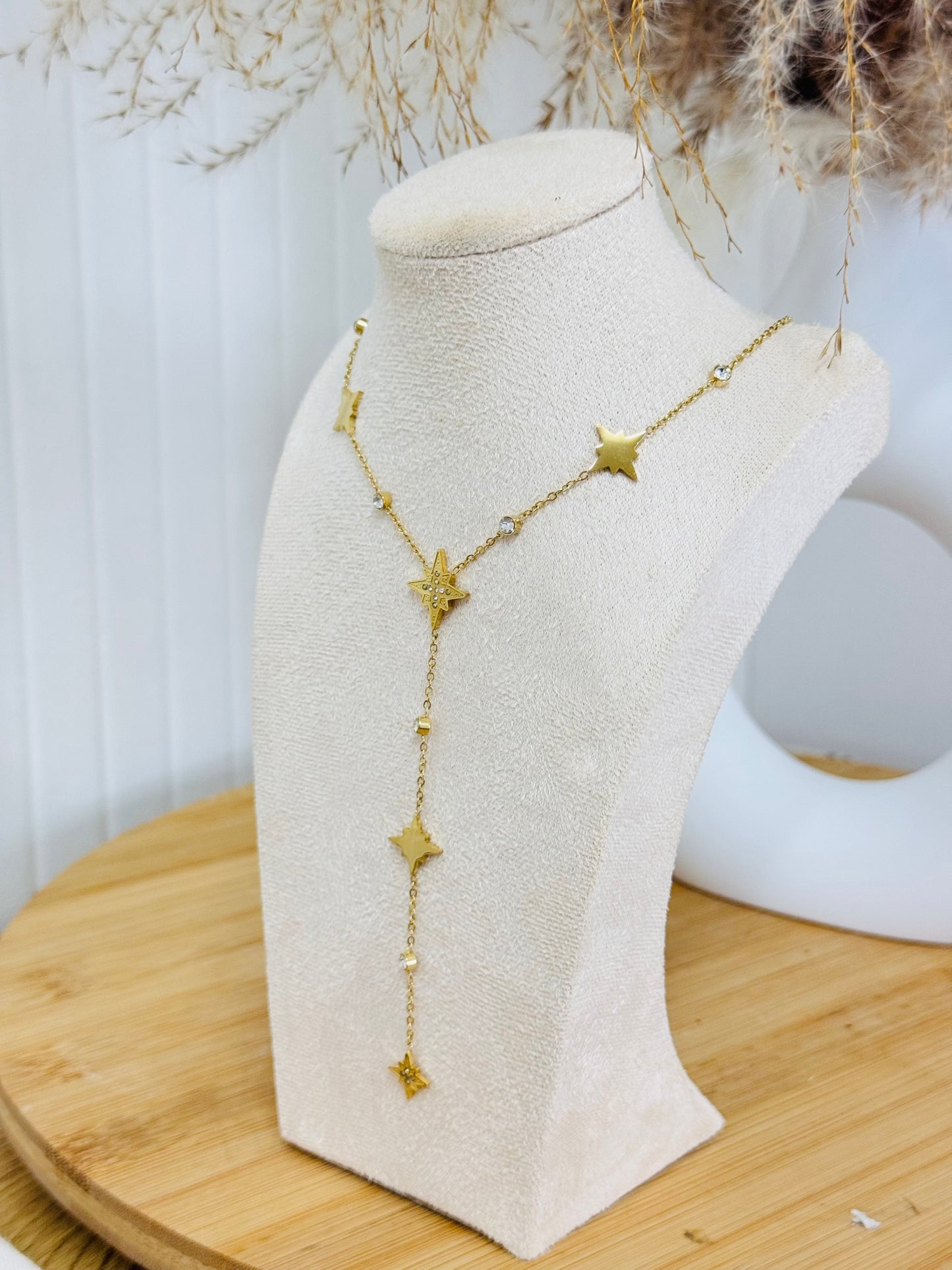 Collier plongeant étoiles