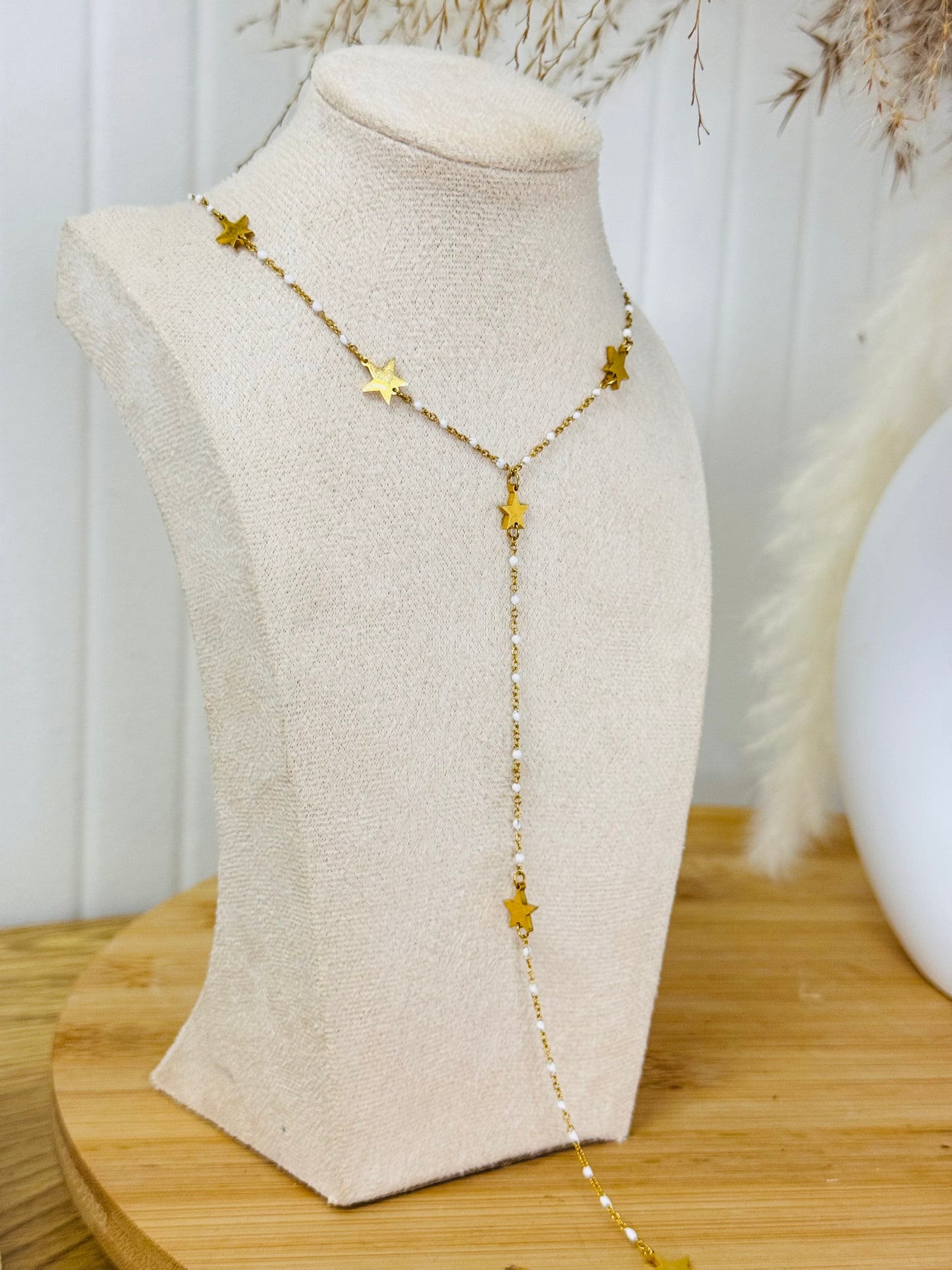 Collier perles blanche étoiles