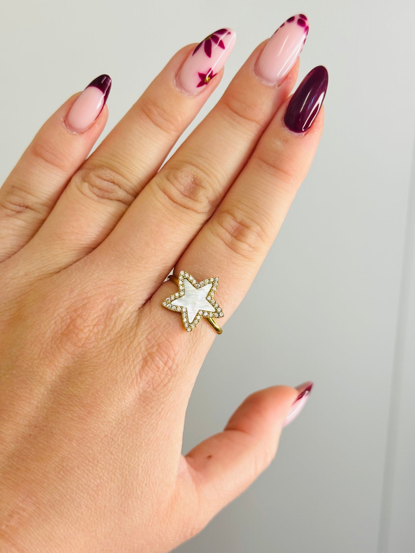 Bague étoile blanche