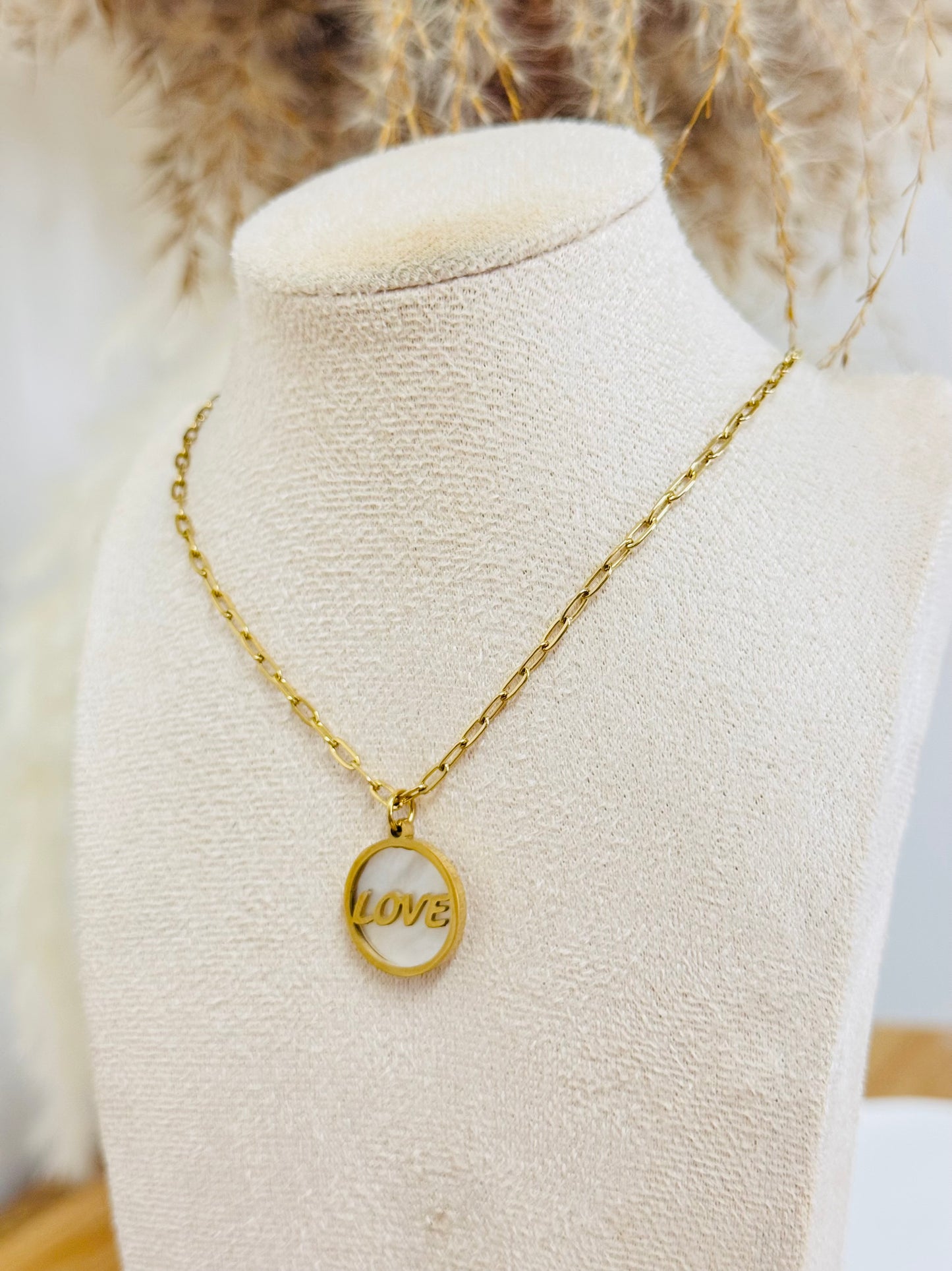 Collier love