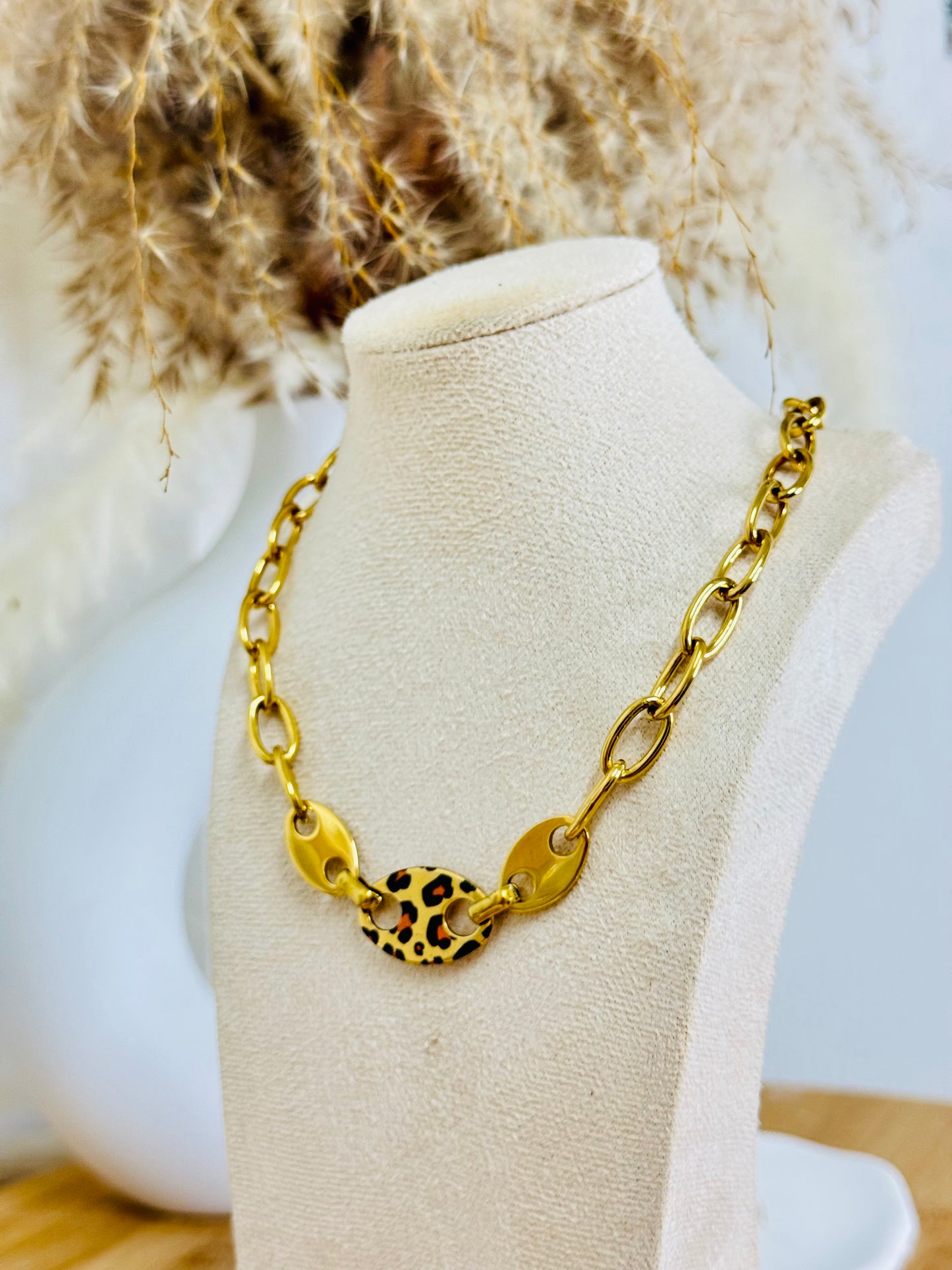 Collier léopard