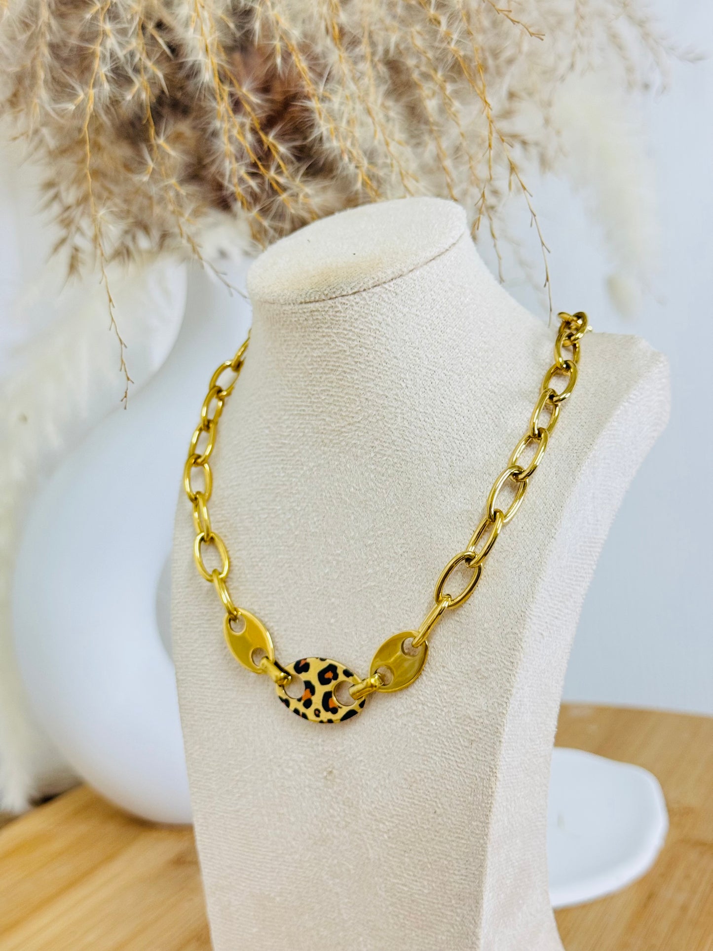Collier léopard