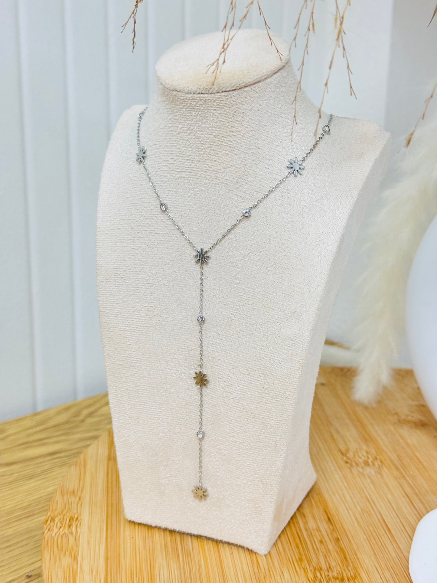 Collier plongeant