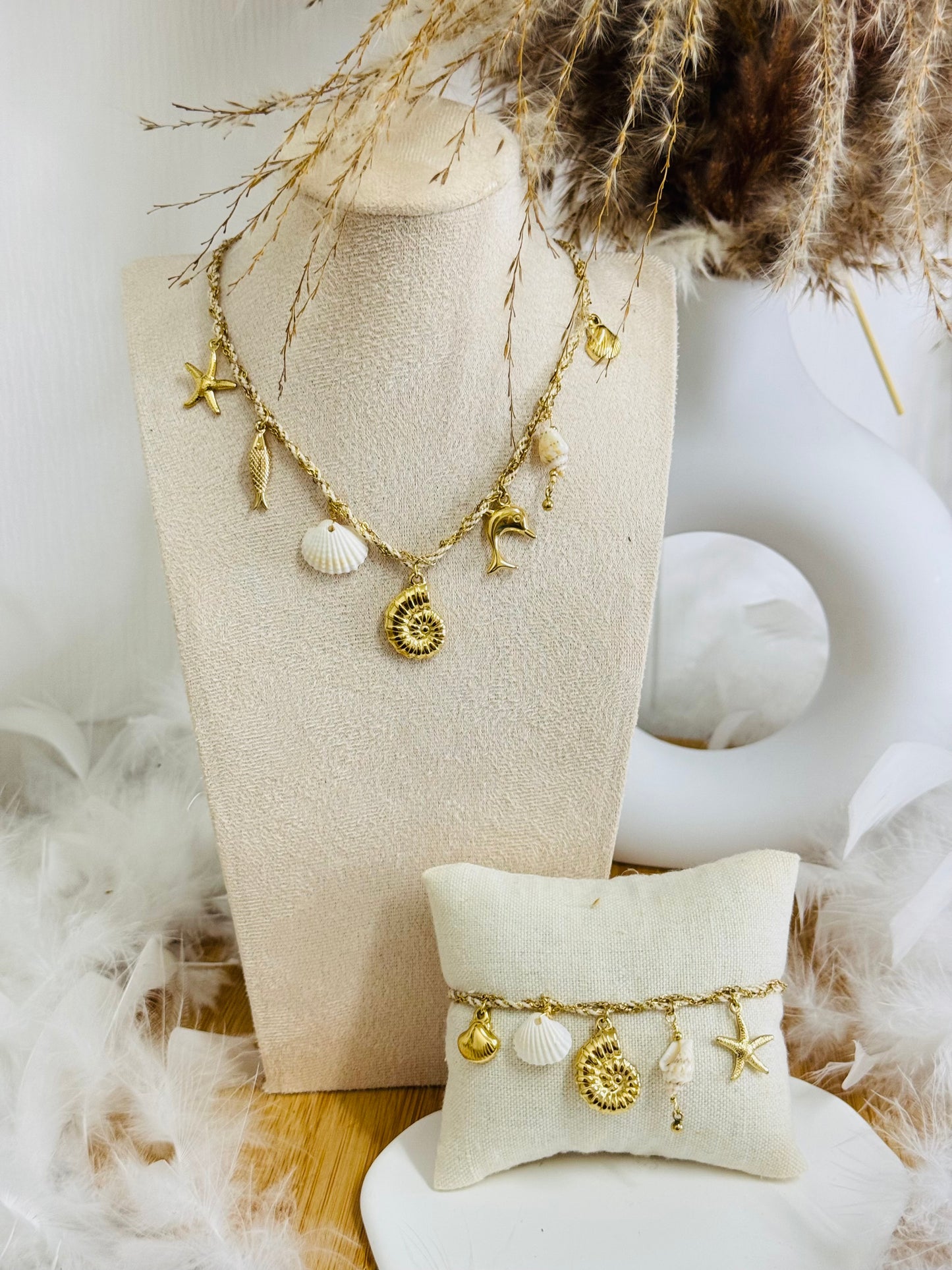 Parure cordon doré et blanc