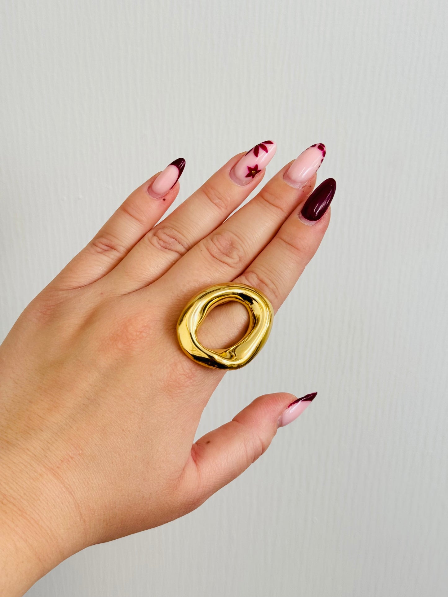 Bague ovale tendance