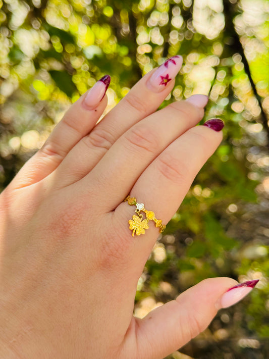 Bague breloque trèfle