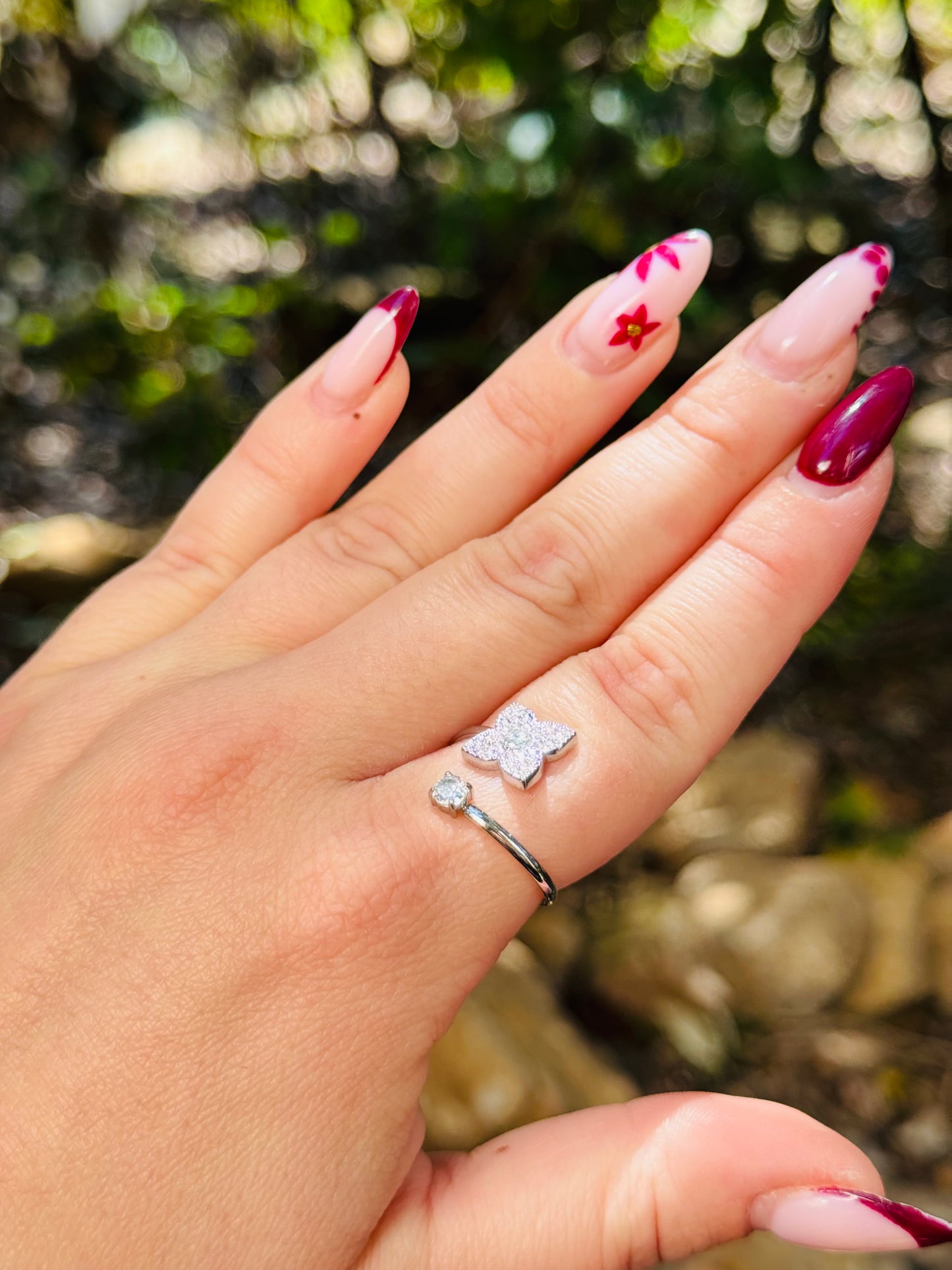 Bague trèfle strass